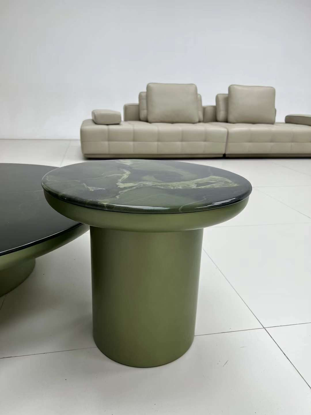 New design round coffee table